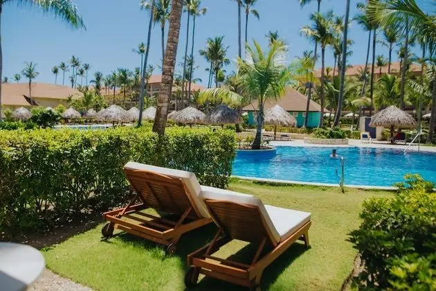 Majestic Junior Suite with Indoor and Outdoor Jacuzzi, Pool Access