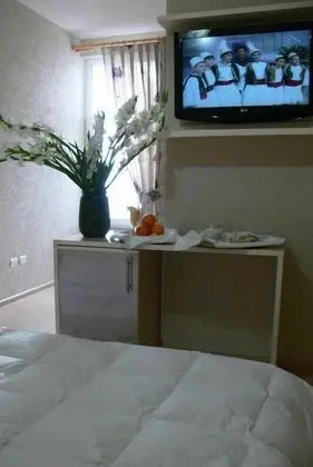 Dört Kişilik Oda, Kısmi Deniz Manzaralı