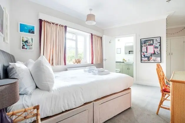 Family Ev (5 Bedrooms)