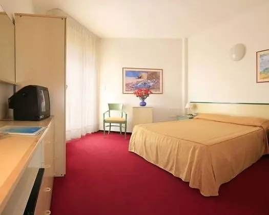 Tek Büyük veya İki Ayrı Yataklı Oda, Okyanusa Sıfır