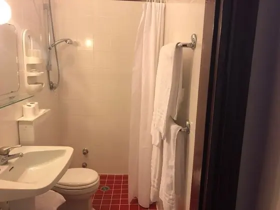 Tek Büyük veya İki Ayrı Yataklı Oda, Okyanusa Sıfır