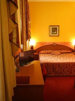 Superior Oda, 1 Büyük (Queen) Boy Yatak, Sıcak Su Küveti