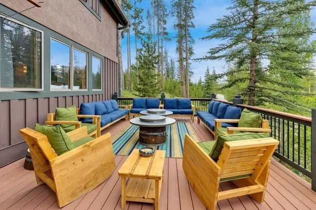 Ev, Birden Çok Yatak (Majestic Lodge Retreat Amenities & Vi)