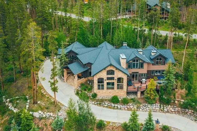Ev, Birden Çok Yatak (Majestic Lodge Retreat Amenities & Vi)