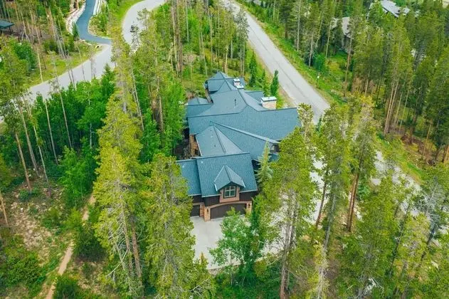 Ev, Birden Çok Yatak (Majestic Lodge Retreat Amenities & Vi)