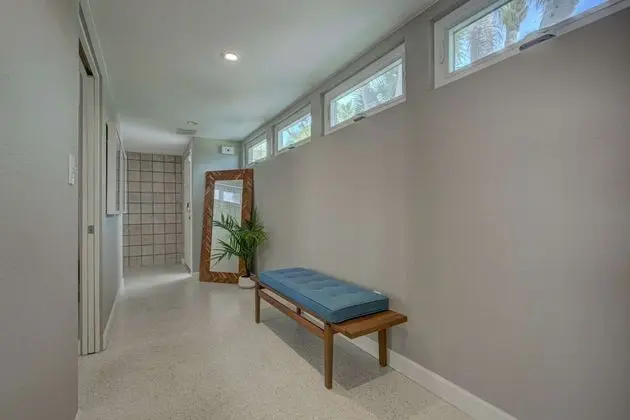 Ev (Majestic Mid-Century Modern Pool Home)