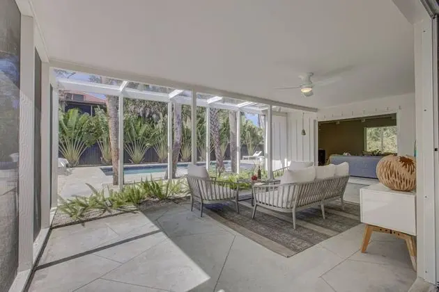 Ev (Majestic Mid-Century Modern Pool Home)