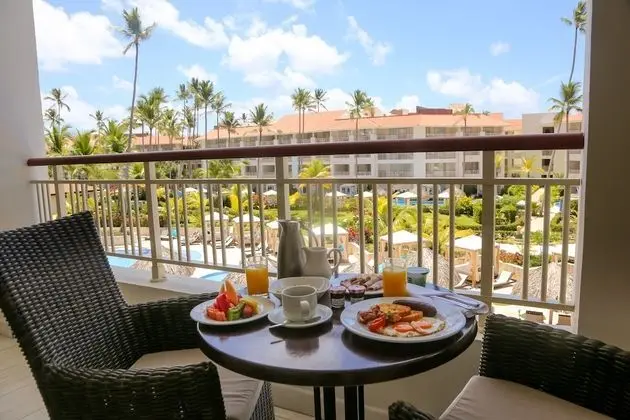 Mirage Club One Bedroom Suite With Jacuzzi - Adults Only