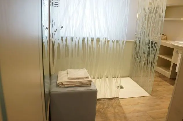 Junior Stüdyo Süit, Bahçeli