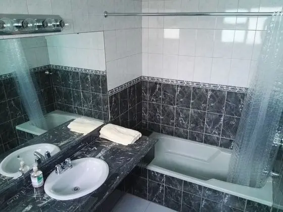 Family Apart Daire, 2 Yatak Odası, Mutfak, Denize Sıfır