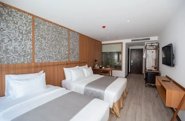 Deluxe Üç Kişilik Oda