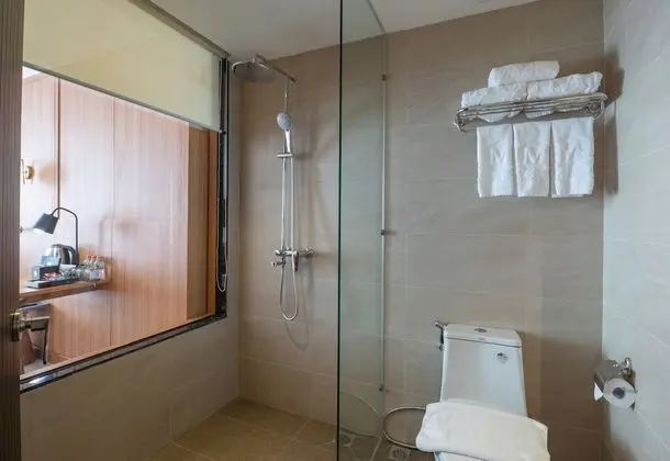 Deluxe Üç Kişilik Oda