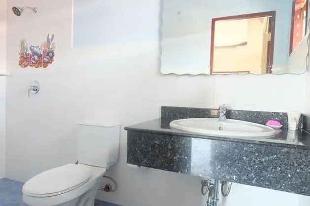 Premium Oda (Guestroom (Room Number 6))