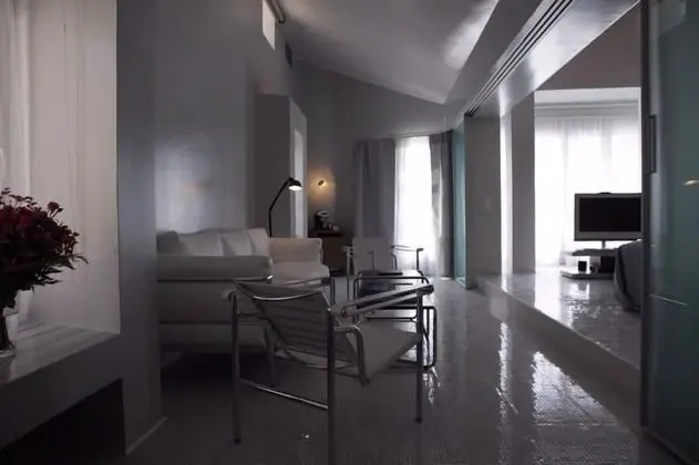 Master Suite, Volcano View