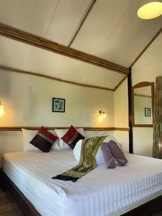 Bungalow with Sea View