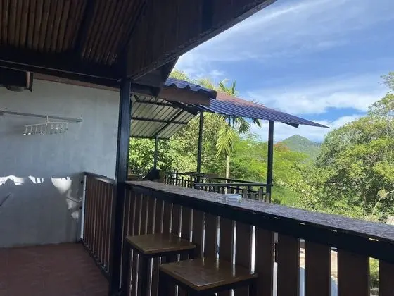 Bungalow with Sea View