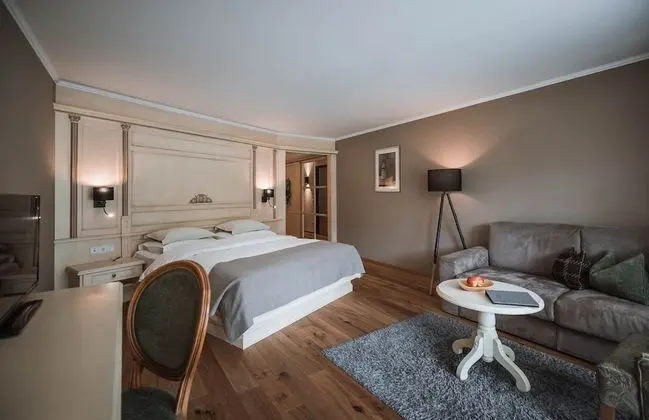 Tek Büyük Yataklı Oda, Balkon