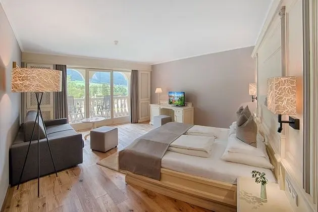 Tek Büyük Yataklı Oda, Balkon