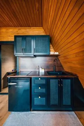 Deluxe Bungalow 2+1, Göl Manzaralı, Isıtmalı Özel Havuzlu