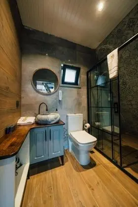 Deluxe Bungalow 2+1, Göl Manzaralı, Isıtmalı Özel Havuzlu