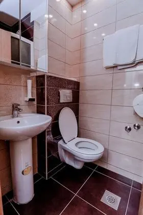 Tek Büyük veya İki Ayrı Yataklı Oda