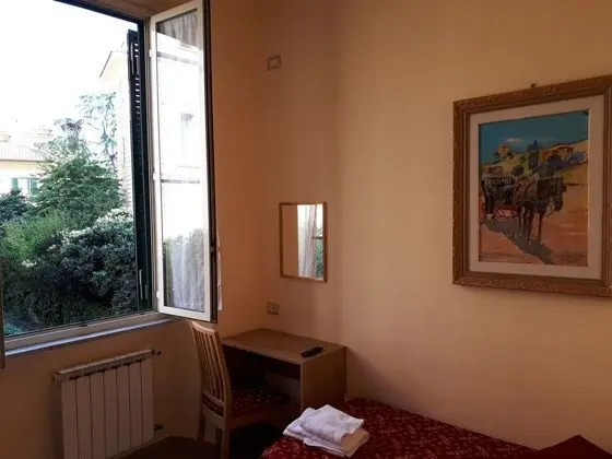 Tek Kişilik Oda
