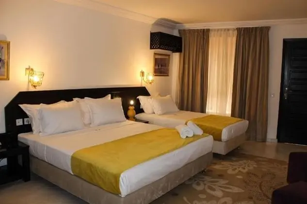 Family Üç Kişilik Oda