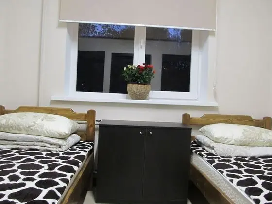 İki Ayrı Yataklı Oda, Sadece kadınlar için, Ortak Banyo