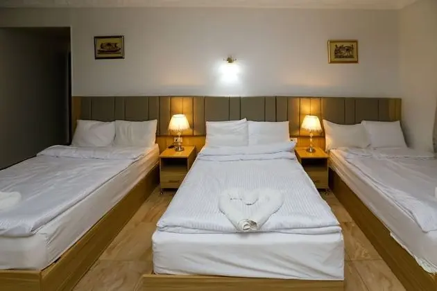 Triple Room Pyramids View