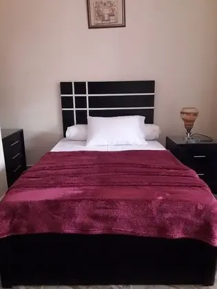 Twin Room Pyramids View