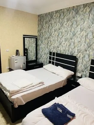 Twin Room Pyramids View