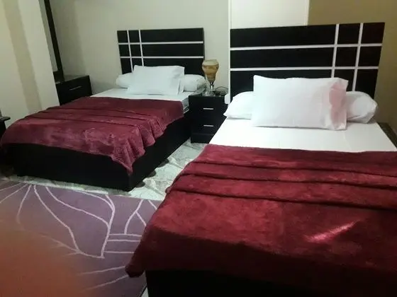 Twin Room Pyramids View