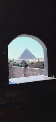 Twin Room Pyramids View