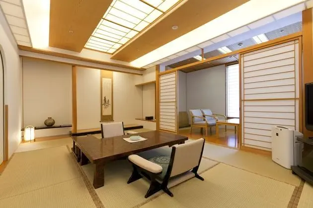 Traditional Oda, Sigara İçilmez (Japanese Style Suite)