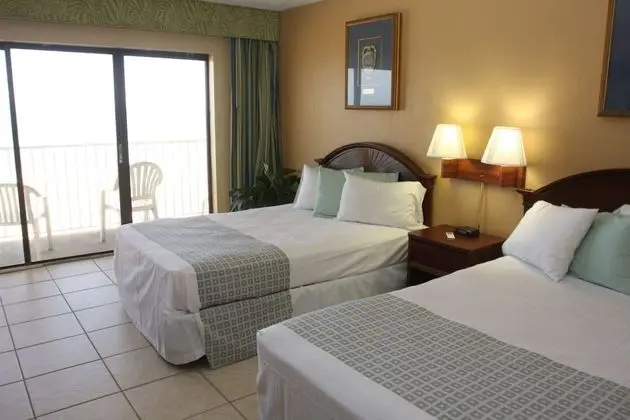 Two Double Beds, Ocean Front with Kitchenette