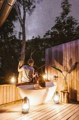 Luxury Tek Büyük Yataklı Oda