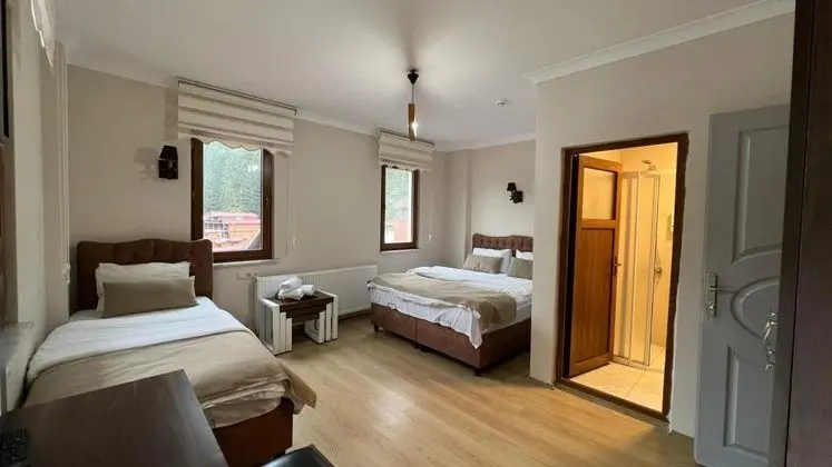 Deluxe Triple Room with Balcony, Bahçe Manzaralı, Balkonlu