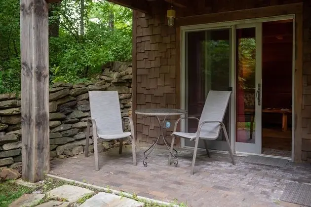 Romantic Kır Evi, 1 En Büyük (King) Boy Yatak, Sigara İçilmez (Indigo Cottage)