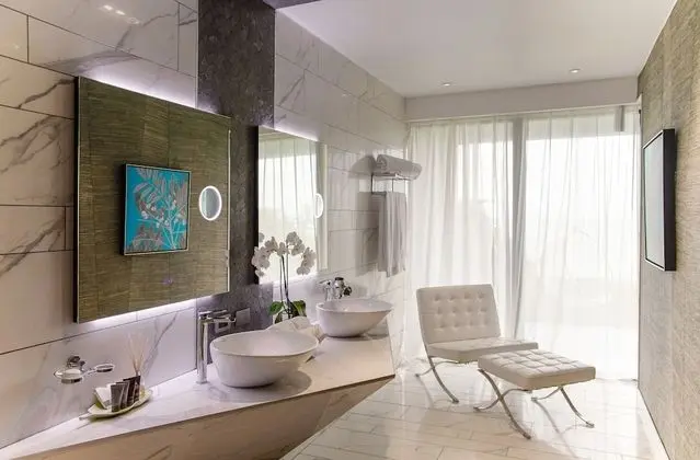 Tropical Suite