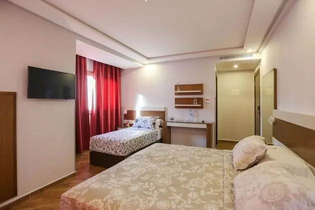 Üç Kişilik Oda, 3 Tek Kişilik Yatak