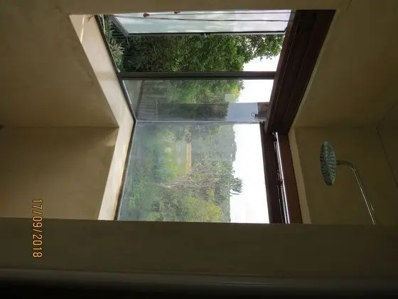 Deluxe Tek Büyük Yataklı Oda, Balkon, Nehir Manzaralı (Aloe)
