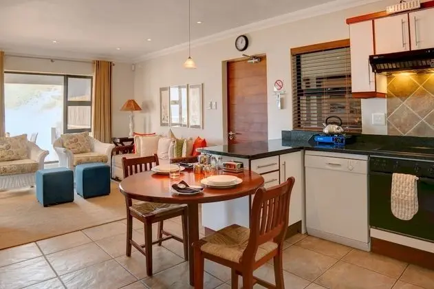 Dolphin Suite