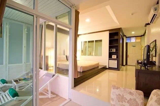 Deluxe Tek Büyük Yataklı Oda, Deniz Manzaralı