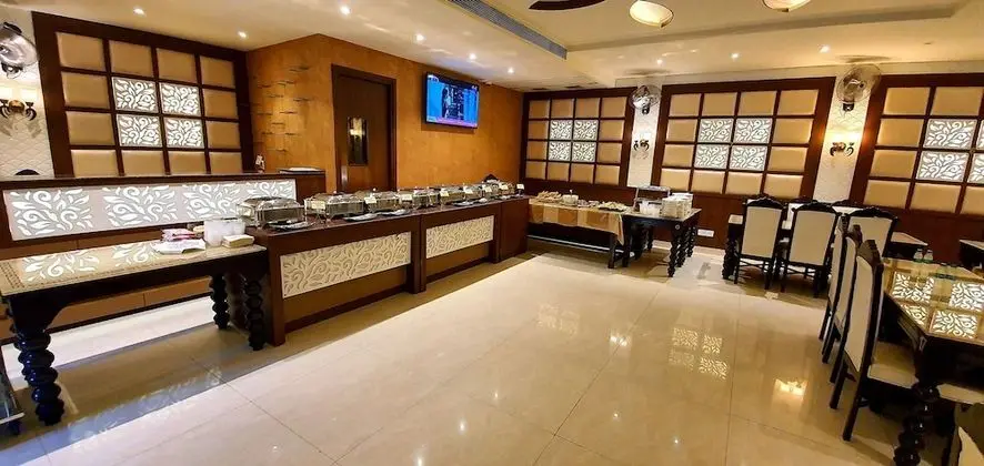 Superior Oda, 1 En Büyük (King) Boy Yatak, Şehir Manzaralı