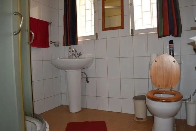 Standard Tek Büyük Yataklı Oda, Ortak Banyo