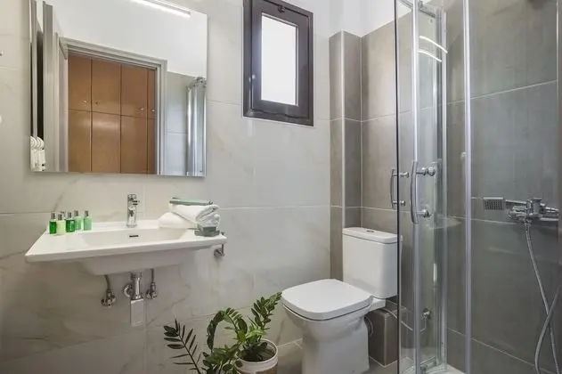 Deluxe Tek Büyük Yataklı Oda, Deniz Manzaralı