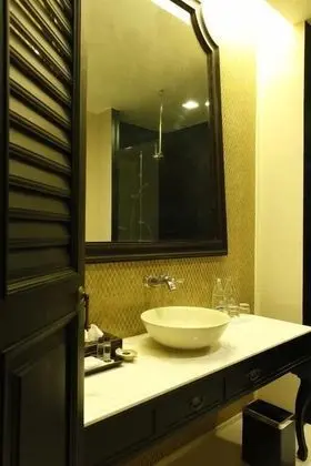 Deluxe Tek Büyük veya İki Ayrı Yataklı Oda, Bahçeli