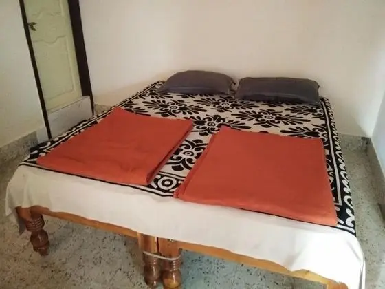 Tek Büyük Yataklı Oda, 1 Çift Kişilik Yatak