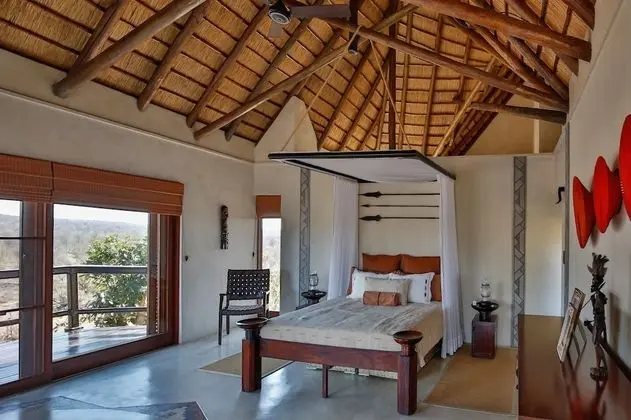 Zulu King Suite
