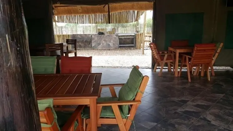 Çadır, Ortak Banyo (Bring own tent-no bed. Camping Ground)